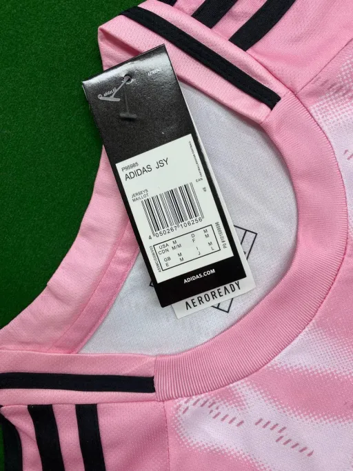 2526 real madrid pink