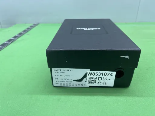 黑色金跟漆皮单鞋8cm