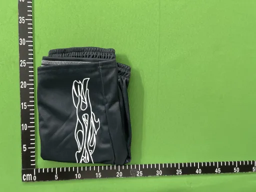 706黑色