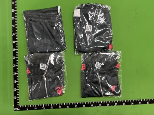半拉2526利物黑色
