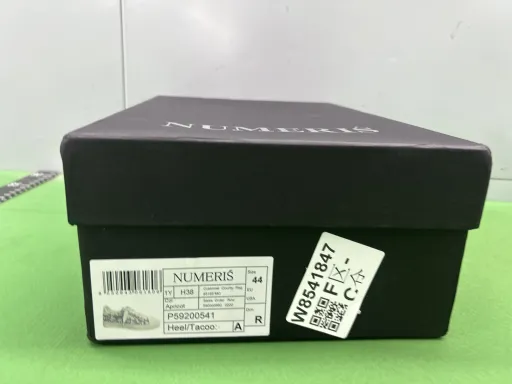 MU灰色印花牛仔布
