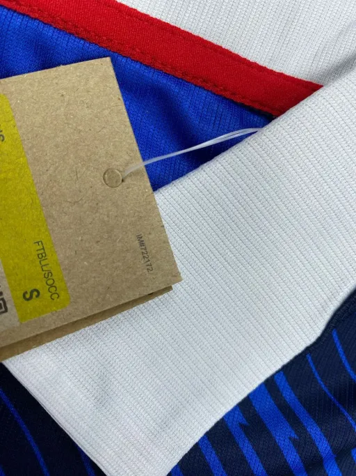 2627 france home kit