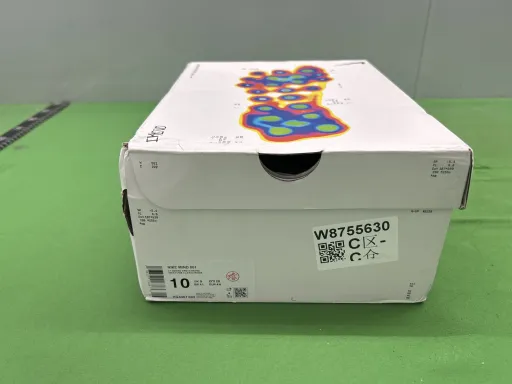 灰色（偏小买大一码）