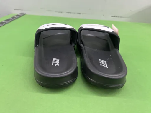 单勾黑色