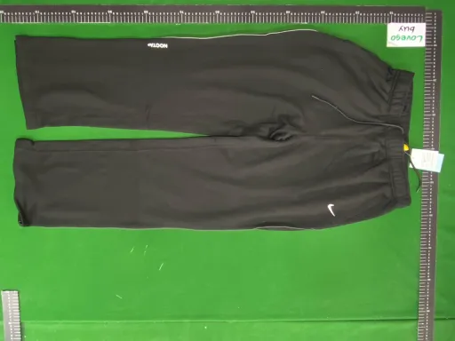 Black base white label straight leg [noct]