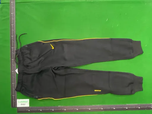 Black bottom yellow label leggings [noct]