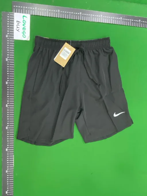 D218 black