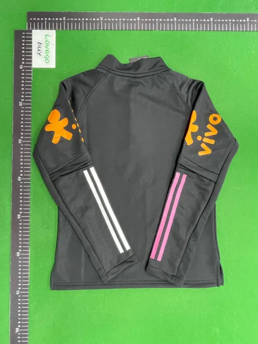 08 black