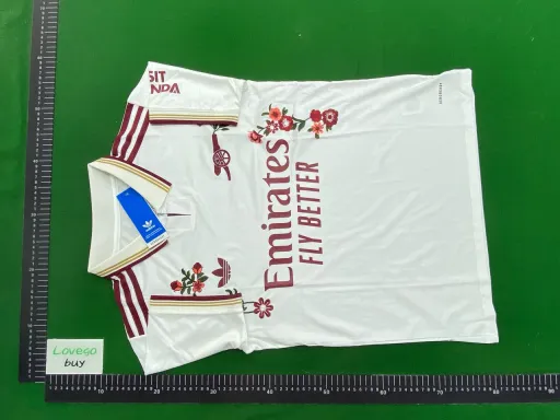 American style:  arsenal white embroidered