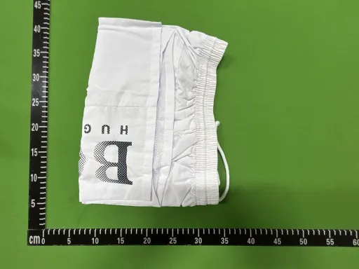 B02白色