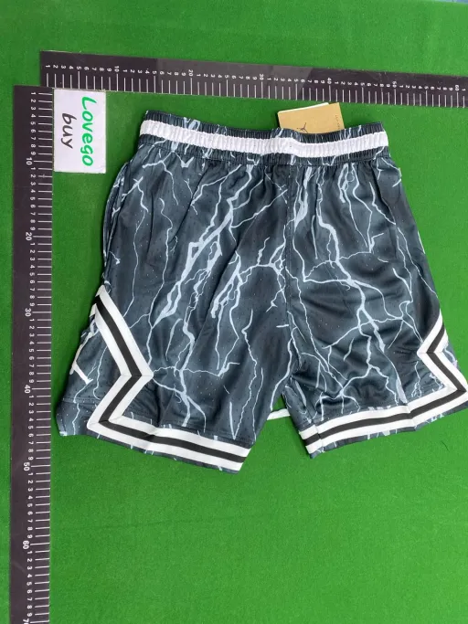 N032 Lightning Grey