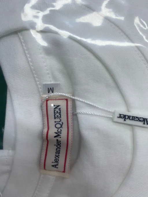 G1097 White