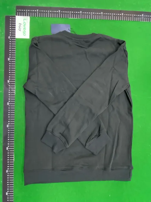 V77 black