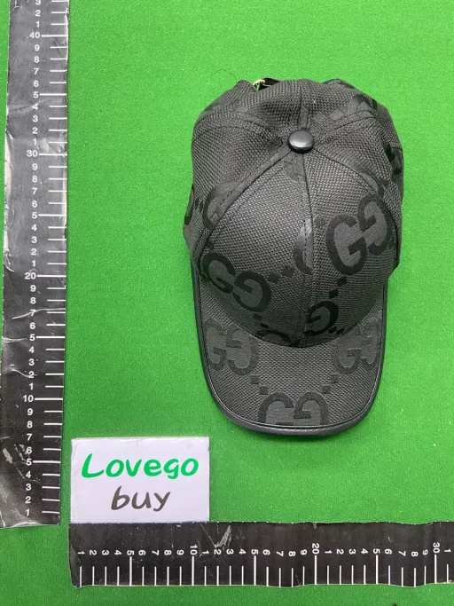 Big g black