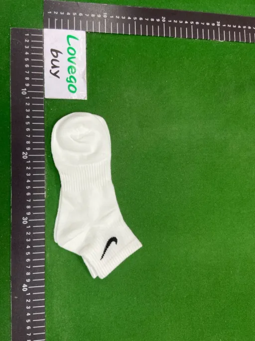 White mid-calf [thin]]