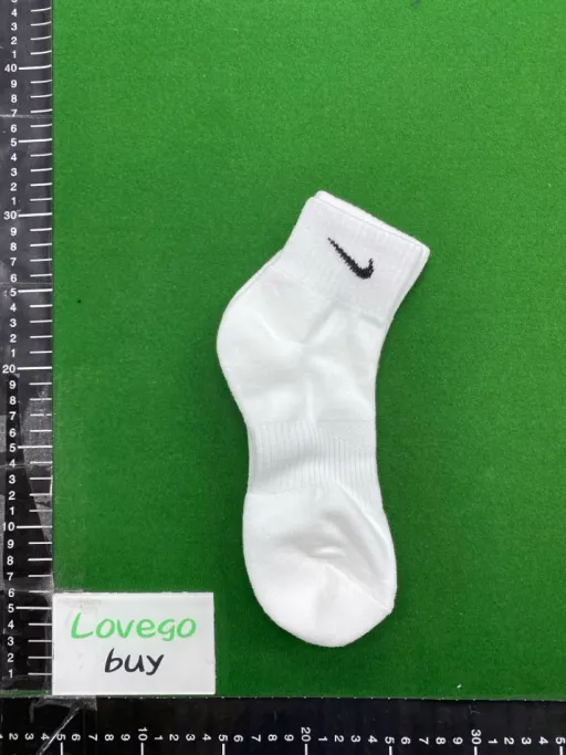 Towel Bottom Red Card White Boat Socks