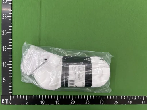 白色毛巾底中筒