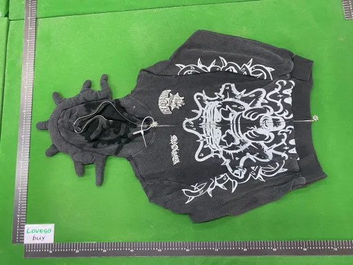 Sweatshirt no. 22