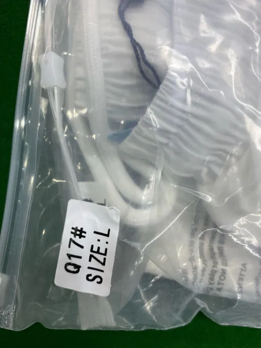 Q17 suit white
