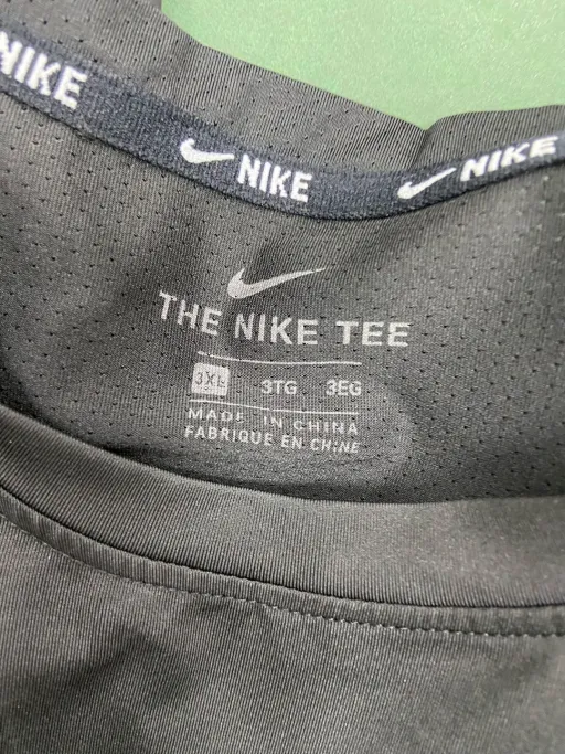 Nb black short sleeves