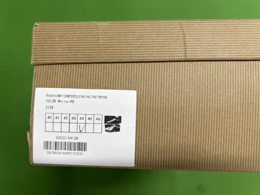 白皮头钉