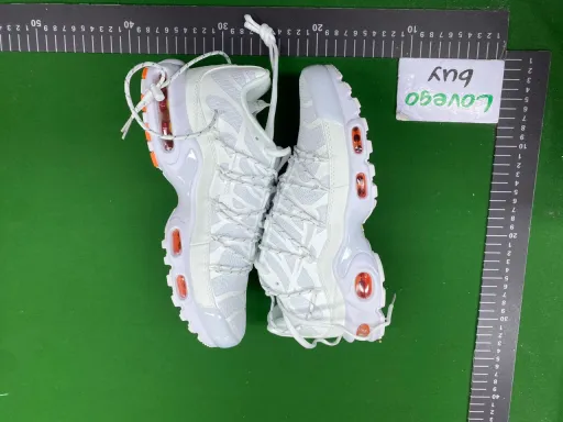 02 white