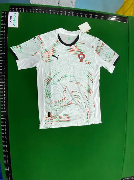 2526 portuguese white players