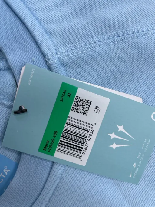 Sweatshirt.light blue