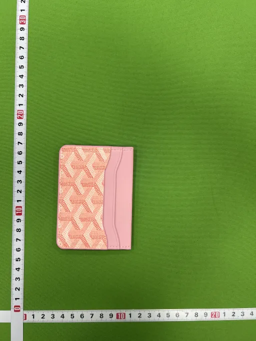 粉色