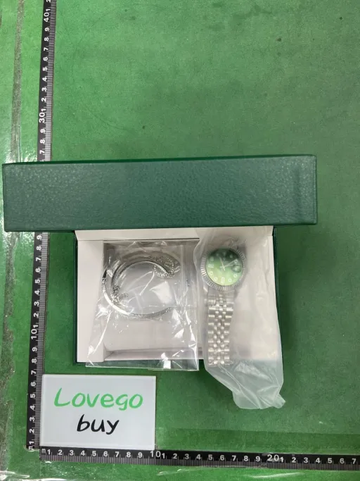 Three-piece set-nailer with diamonds for men in silver and green