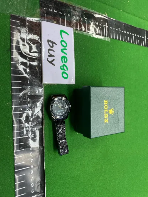 Four-pin coke circle five baht black strap black circle black face