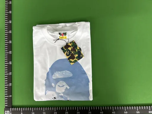 724白色