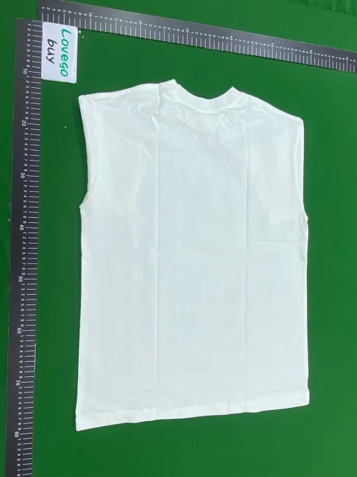 D001 white