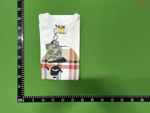 D001白色
