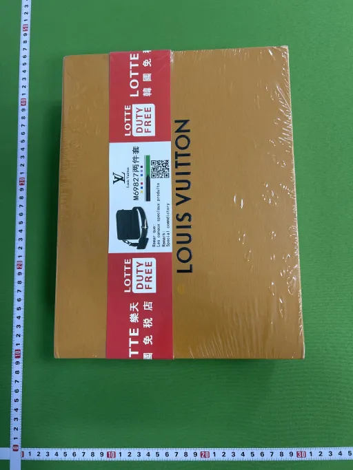 黑压字两件套
