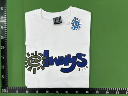 AD07白色