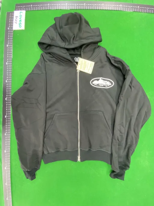 Black sweatshirt (good quality)
