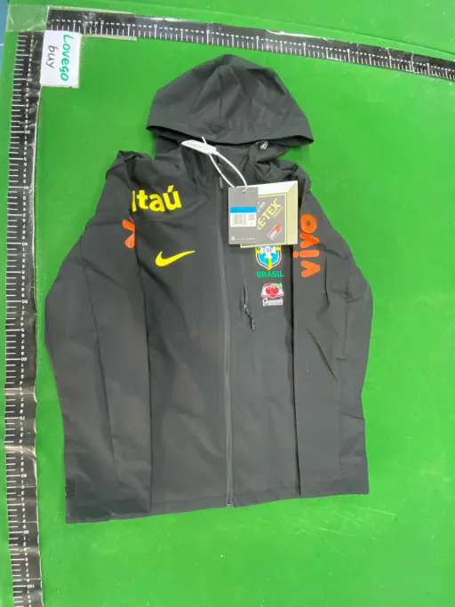 Brazilian windbreaker black