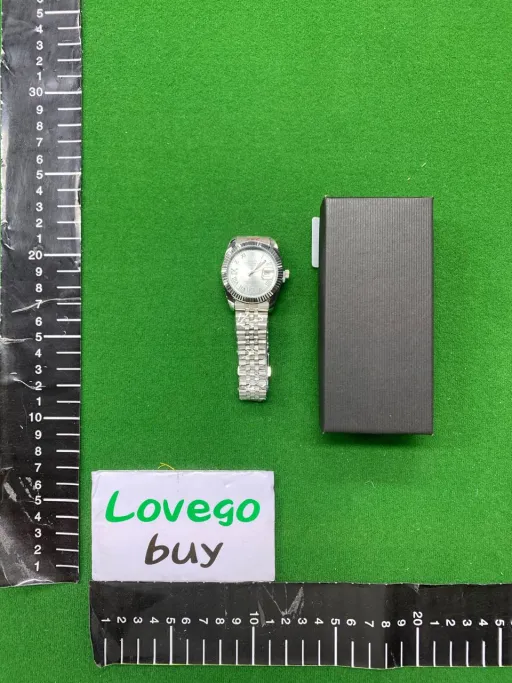 R830-06 roman with diamonds silver white