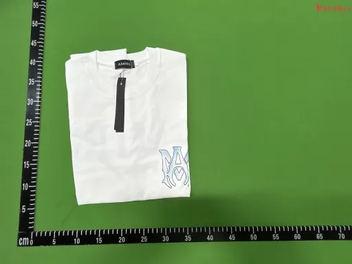 683 白色