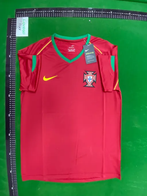 06 season portuguese home court