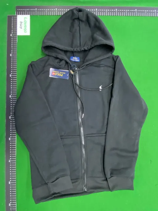 Zipper black white label