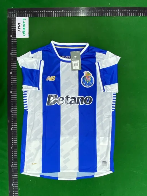 25-26 porto home court