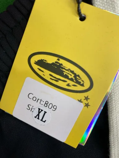 黑印白809