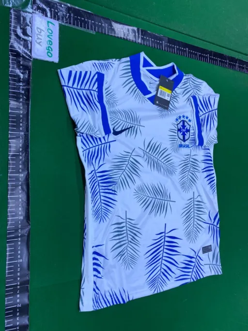 23-24 brazil leaf