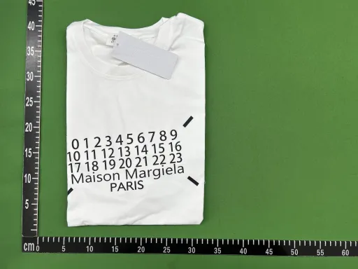 873白色