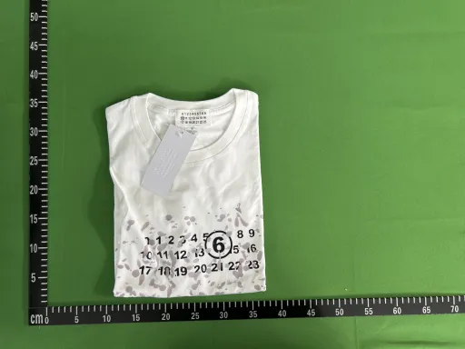 813白色