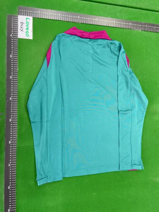 2425 paris dark green