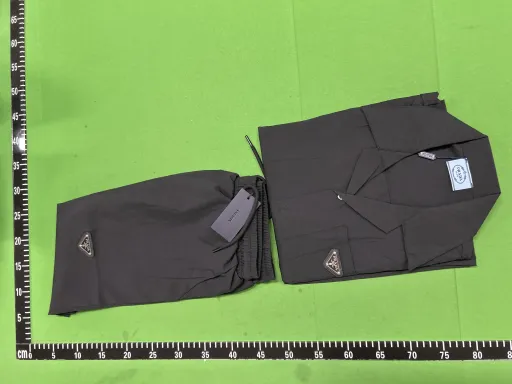 Q17套装黑