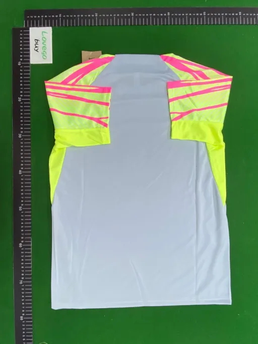 2324 light green with green